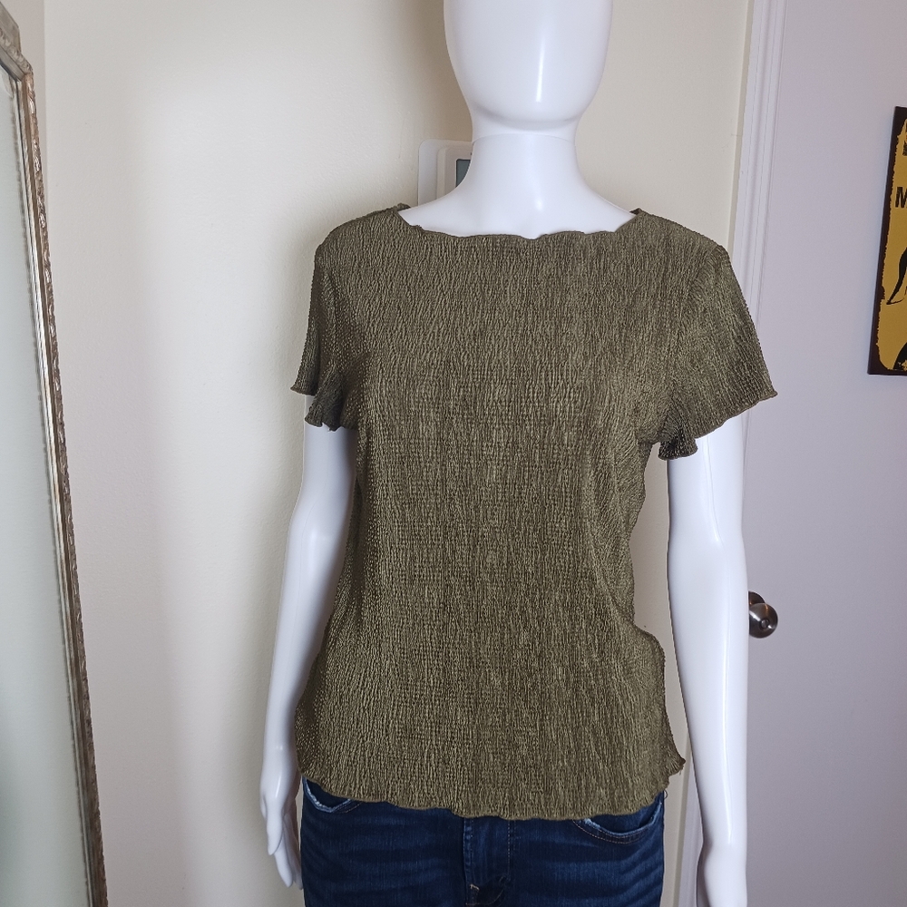 Connected Apparel Textured Olive Top